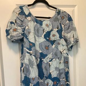 Floral Loft maxi dress size small